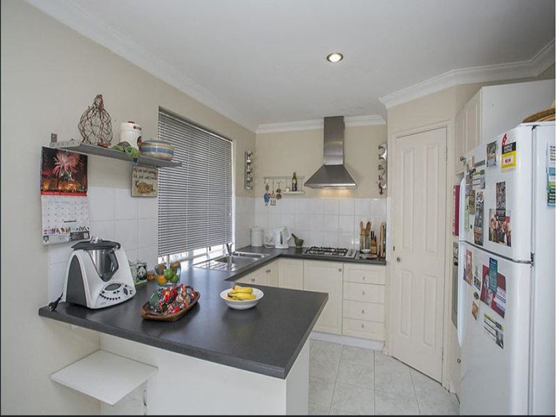 1/79 Dover Road, Scarborough