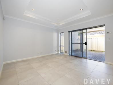 19B Findon Crescent, Westminster WA 6061