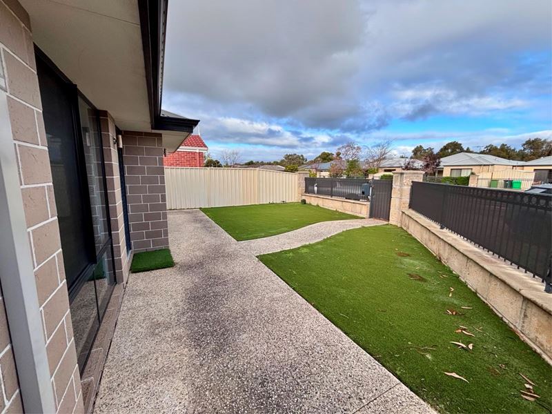 2 Mulga Road, Glen Iris WA 6230