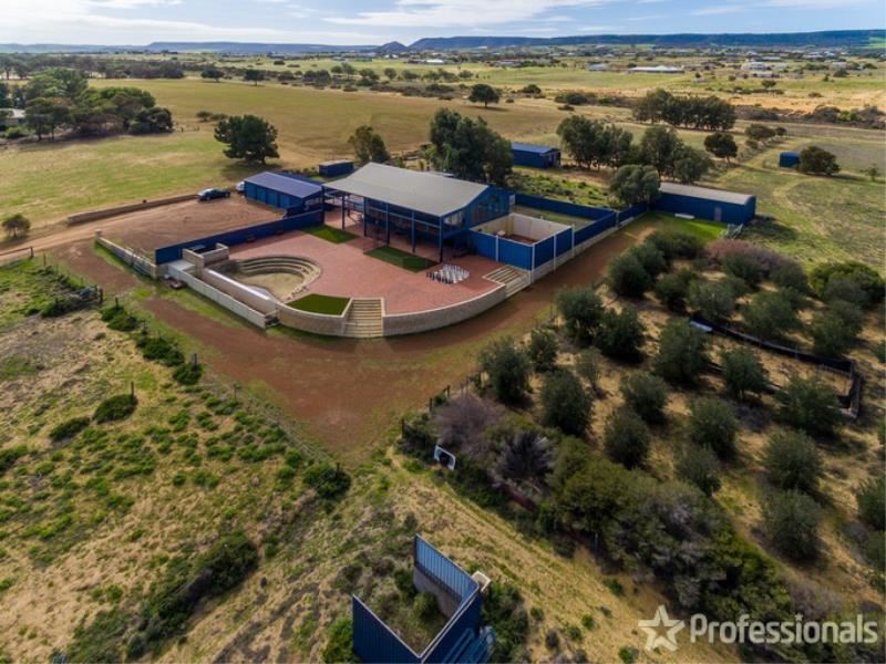 2 Richards Road, Buller