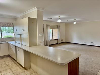 11 Kirkwood Street, Corrigin WA 6375