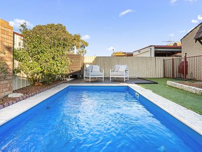 14 Watling Avenue, Lynwood WA 6147