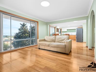 1 Elva Street, Mount Tarcoola WA 6530