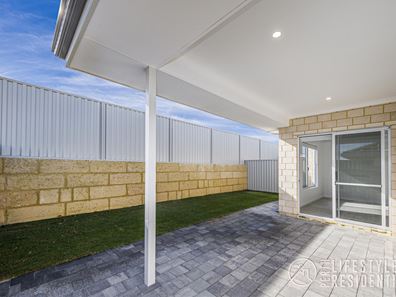 6 Bruny Way, Eglinton WA 6034