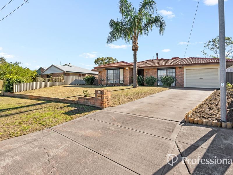 9 Vanessa Way, Swan View
