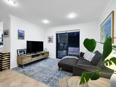 8C Ostend Road, Scarborough WA 6019