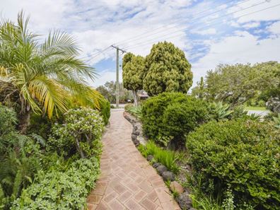 85 Wonambi Way, Wanneroo WA 6065