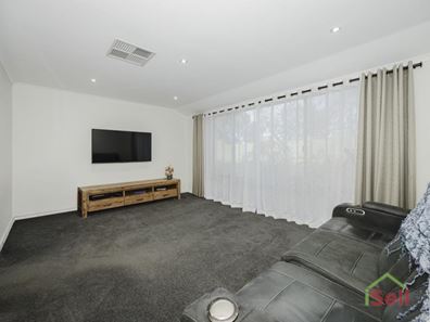 4 Bute Court, Kinross WA 6028