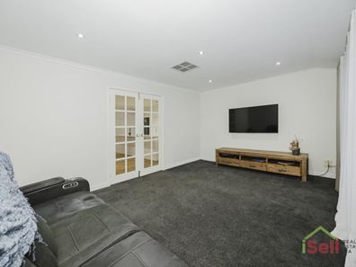 4 Bute Court, Kinross WA 6028