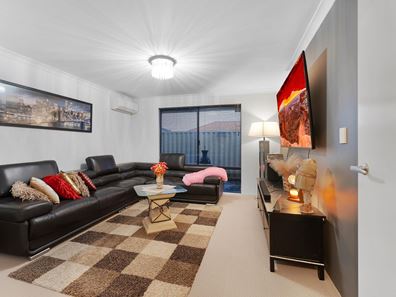 12 Boyle Road, Ridgewood WA 6030
