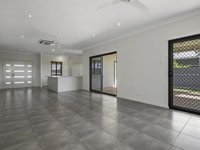 9 Jadura Crescent, Baynton WA 6714