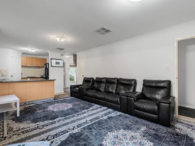 24/135 Challis Road, Seville Grove WA 6112
