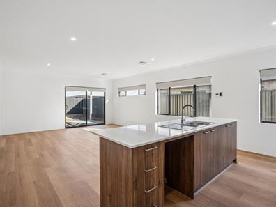 22 Gladstone Avenue, Henley Brook WA 6055
