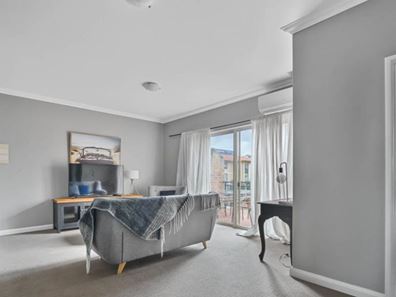 33/101 Grand Boulevard, Joondalup WA 6027