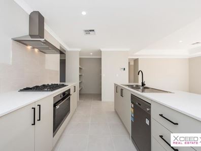37 Dandaragan Drive, Dawesville WA 6211