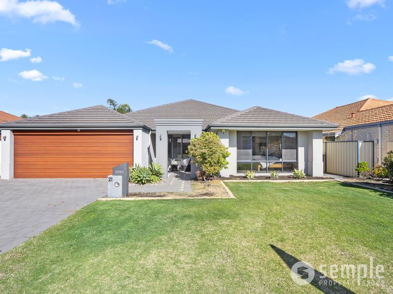 21 Savannah Circuit, Success