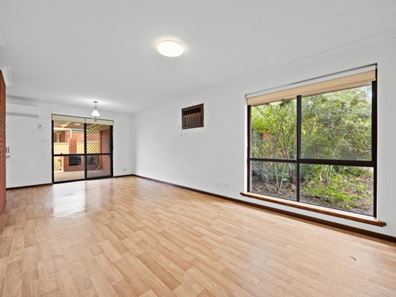 3/11 Brooks Avenue, Waroona WA 6215