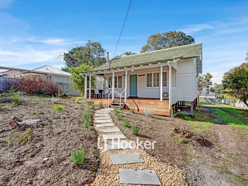 28 Porter Street, Collie