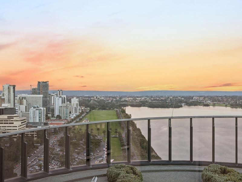 2405/1 Geoffrey Bolton Avenue, Perth