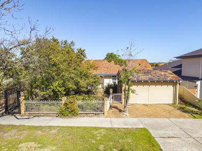 65 Gairloch Street, Applecross WA 6153