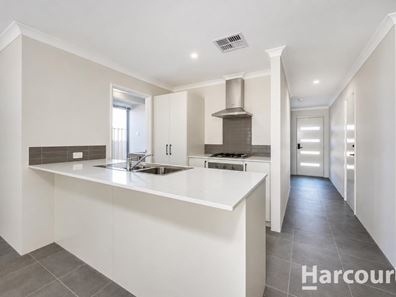 18 Bicheno Avenue, Eglinton WA 6034