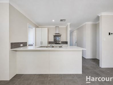 18 Bicheno Avenue, Eglinton WA 6034