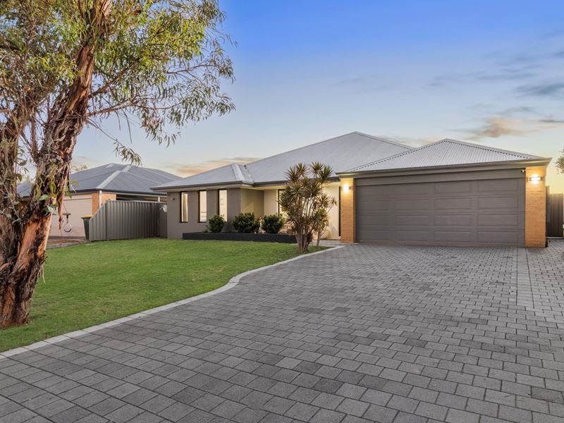 18 Hoffman Way, Byford WA 6122