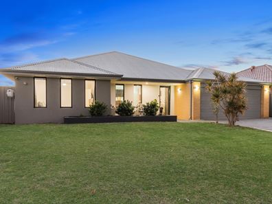 18 Hoffman Way, Byford WA 6122