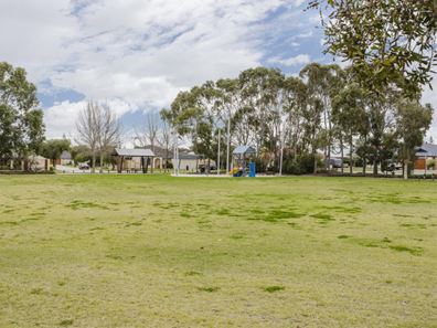 10 Heysham Bend, Butler WA 6036