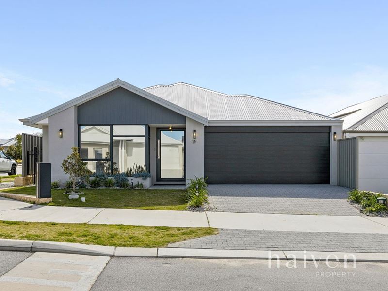 19 GRANTHAM ROAD, Eglinton