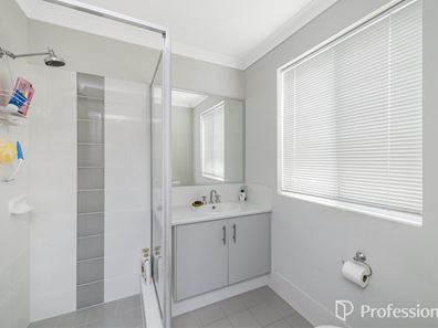 11A Marchant Way, Byford WA 6122