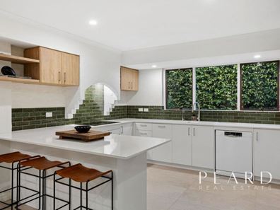 11 Flandrin Street, Carine WA 6020