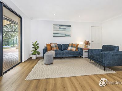 13 Thomas Street, South Lake WA 6164