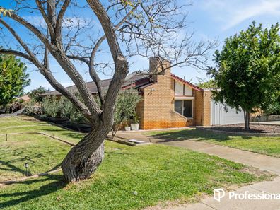 1 Capstone Way, Marangaroo WA 6064