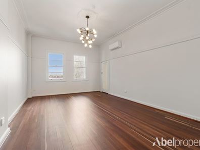 71/2 Sherwood Court, Perth WA 6000