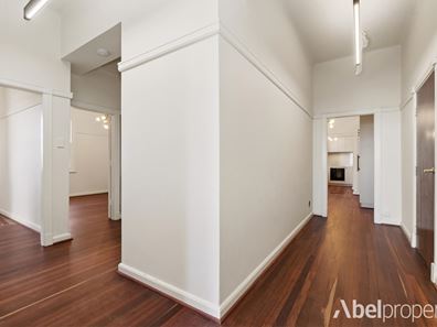 71/2 Sherwood Court, Perth WA 6000