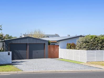 15 Jacaranda Crescent, Margaret River WA 6285