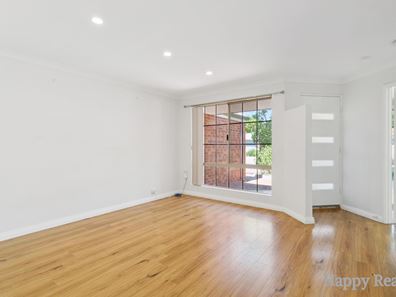 2 Russelia Street, Canning Vale WA 6155