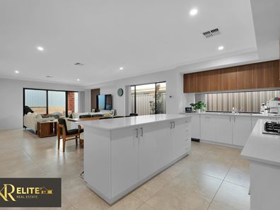 191 Monticello Parkway, Piara Waters WA 6112
