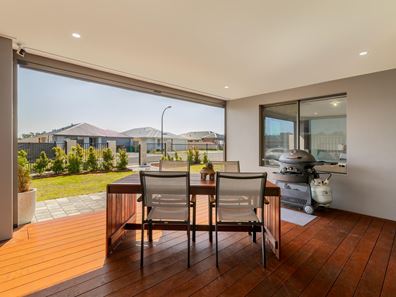 19 Pyrite Way, Dalyellup WA 6230
