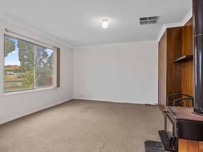 36 Evans Street, Boulder WA 6432