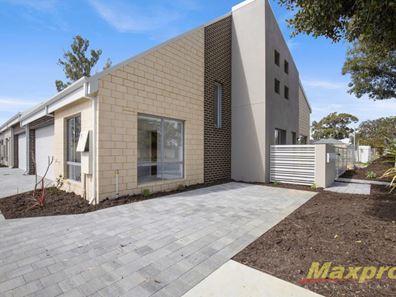 1/10 Central Terrace, Beckenham WA 6107
