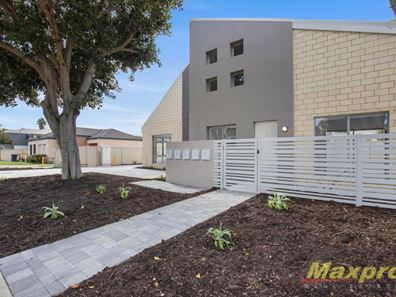 1/10 Central Terrace, Beckenham WA 6107