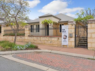 9 The Embankment, South Guildford WA 6055