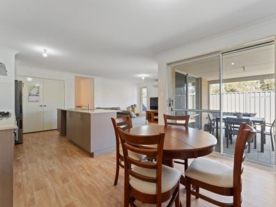 8 Lux Glade, Baldivis WA 6171