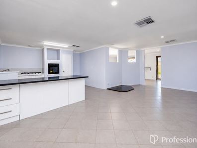 16 Starlet Court, Maddington WA 6109