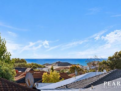 3 Aral Court, Iluka WA 6028