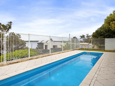 2 Hillway Street, Dawesville WA 6211