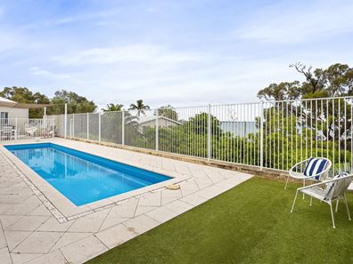 2 Hillway Street, Dawesville WA 6211