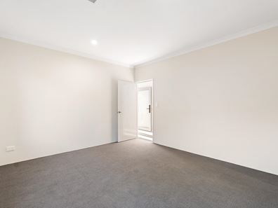 12 Primrose Loop, Eglinton WA 6034